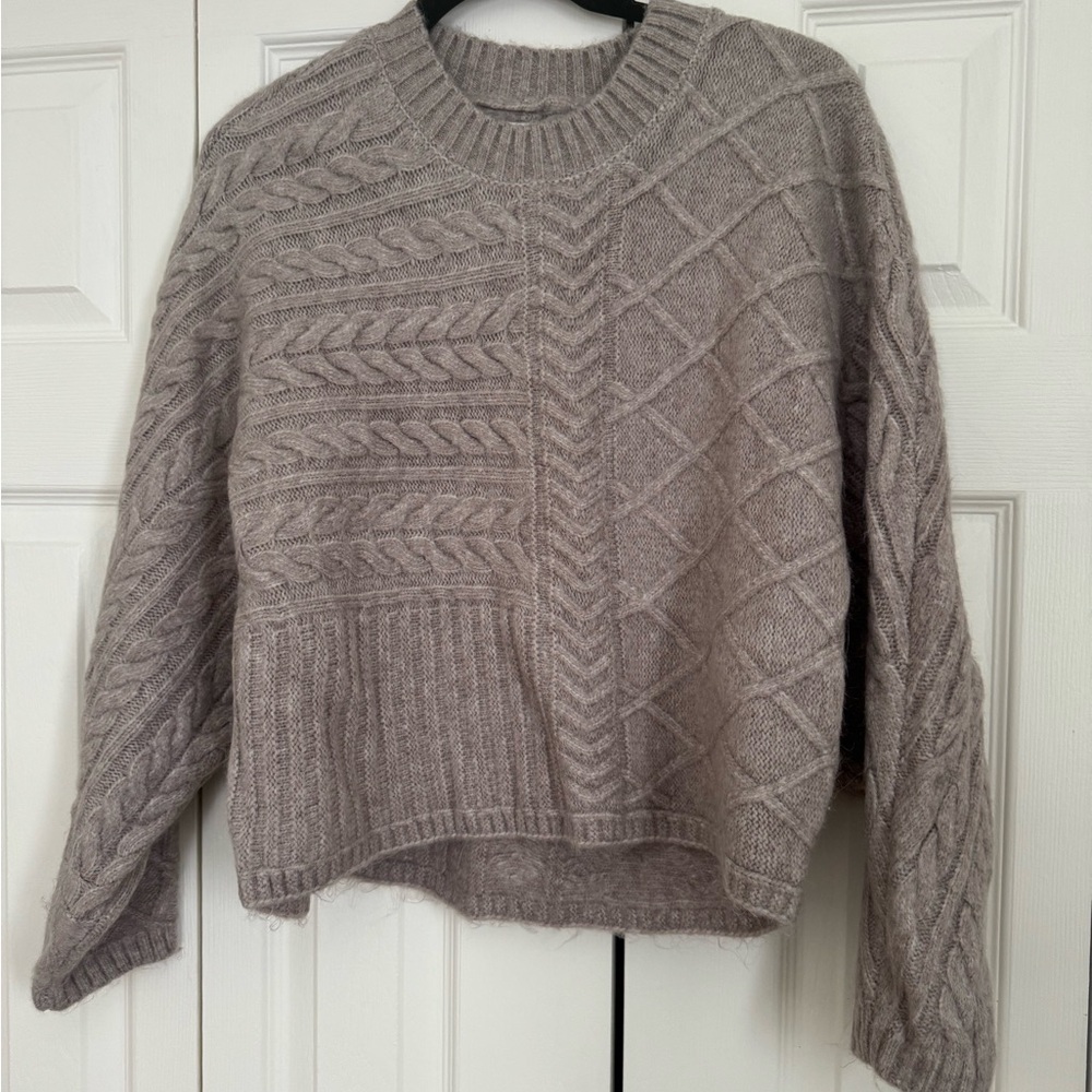 Abercrombie Cable Knit Sweater - Tab
